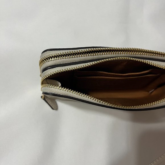 Coach Double Corner Zip Wallet Wristlet - Picture 4 of 5